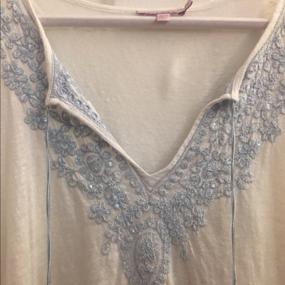 Linen Calypso shirt w beading and sequins - Picture 2 of 4
